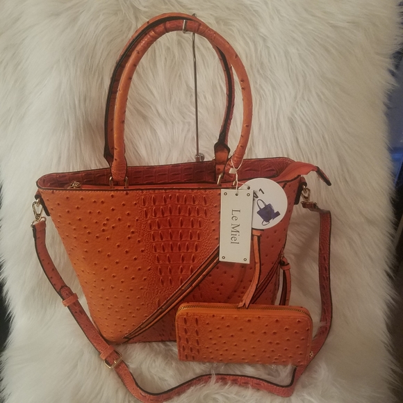 ORANGE CLASSIC EMBOSSED TOTE SET - Picture 6 of 7